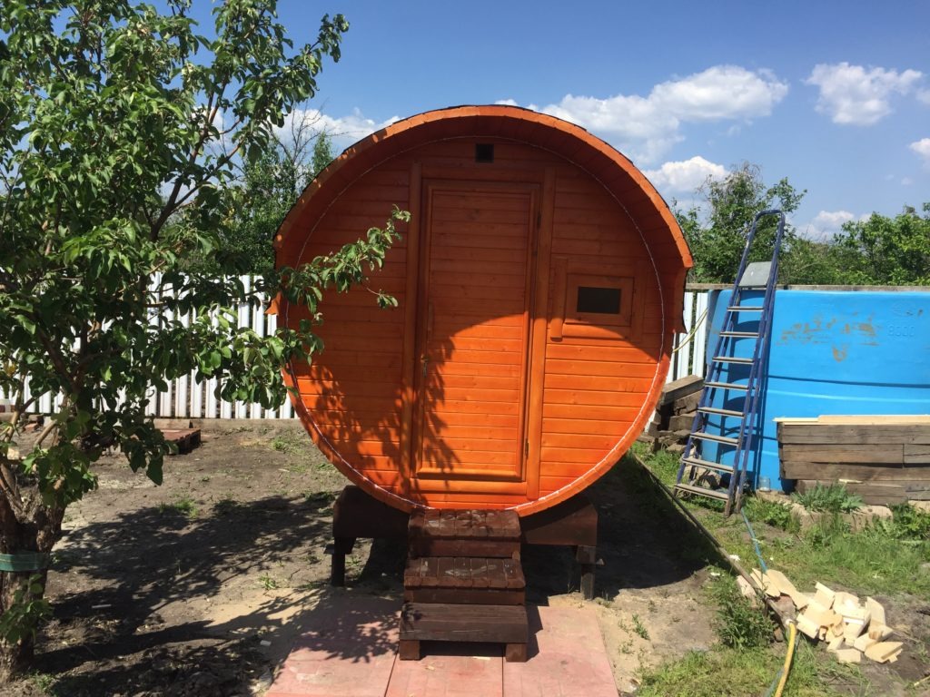 Баня-бочка 4м. "Стандарт люкс" два отделения, торцевой вход — фото 2